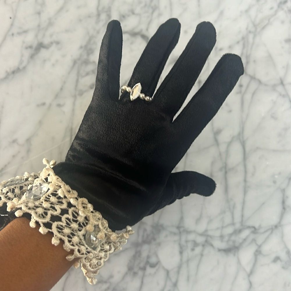 Fancy Gloves with attached bracelet and Ring Womens Gloves